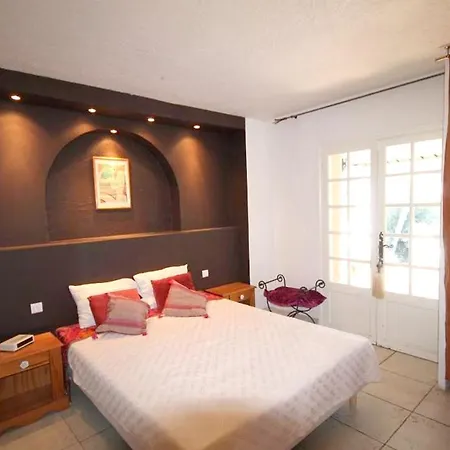 De 5 Chambres Avec Piscine Privee Jardin Clos Et Wifi A A 1 Km De La Villa Antibes