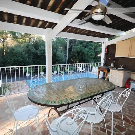 De 5 Chambres Avec Piscine Privee Jardin Clos Et Wifi A A 1 Km De La Villa *