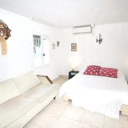 Villa De 5 Chambres Avec Piscine Privee Jardin Clos Et Wifi A A 1 Km De La *
