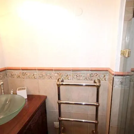 De 5 Chambres Avec Piscine Privee Jardin Clos Et Wifi A A 1 Km De La *